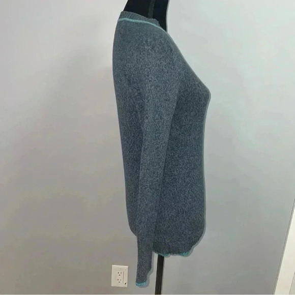 Eddie  Bauer Sweater - Picture 3 of 5